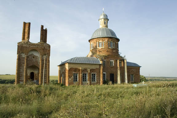 Храм во имя Тихвинской иконы Божией Матери - фото 1