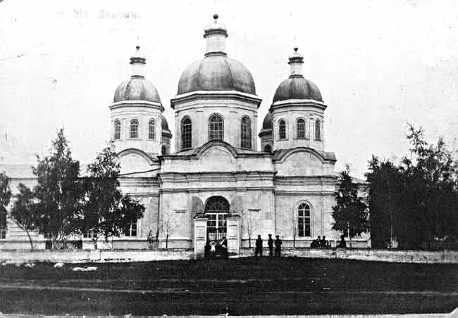 Соборный храм в честь Воздвижения Креста Господня