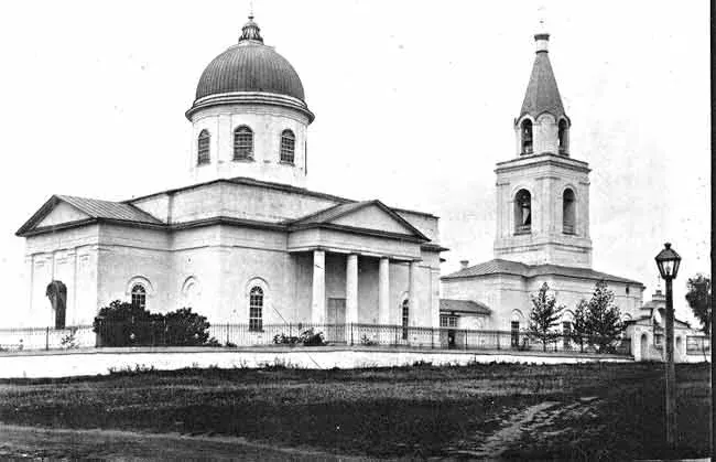 Покровский (храм  во имя Архистратига Михаила)