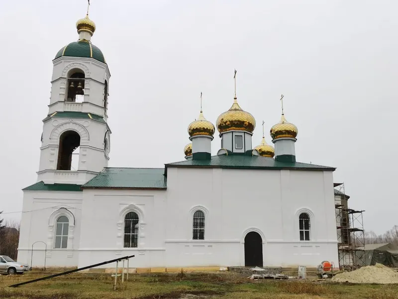 Храм Троицы Живоначальной
