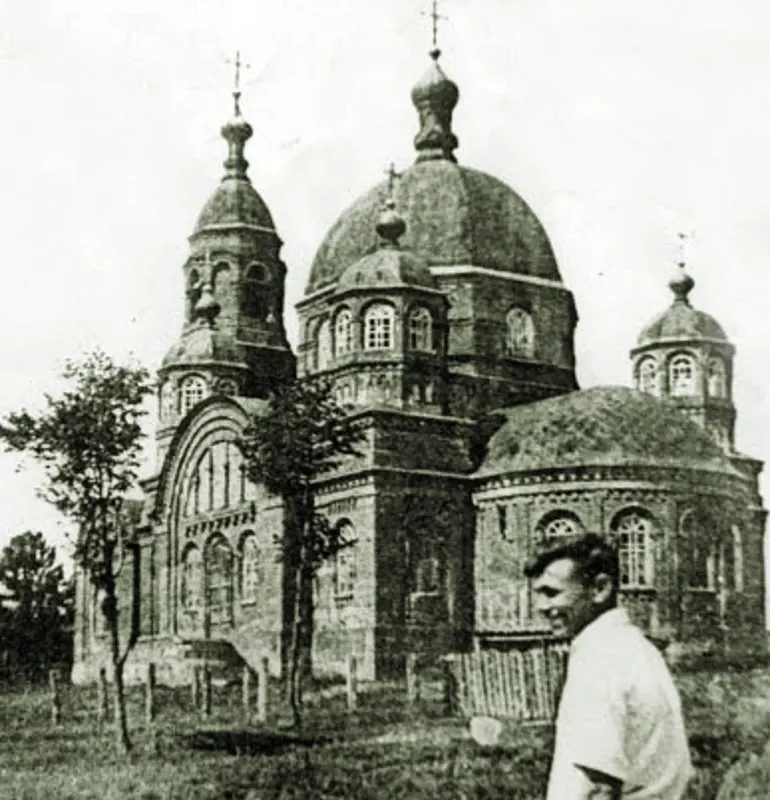 Успенский храм (Во имя св.Косьмы и Дамиана)