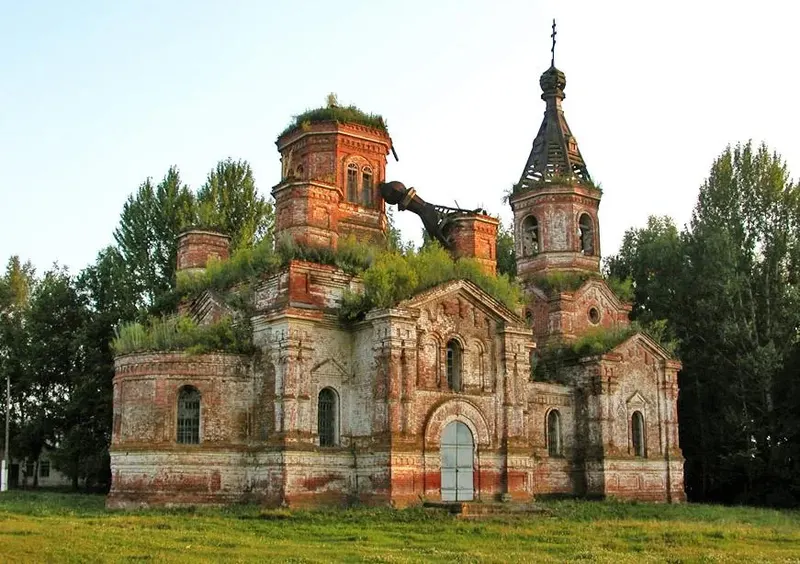 Храм во имя Архистратига Михаила - фото 1